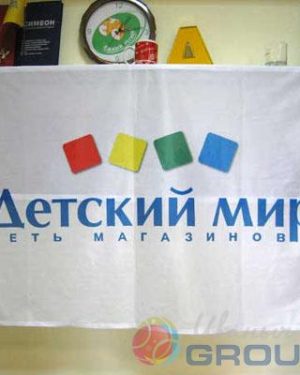 печать и изготовление флагов в москве