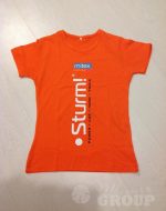 печать на футболке с лого