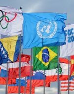 пошив изготовление и печать на флагах