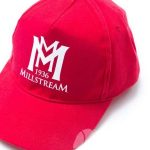 Перенос логотипа «Millstream» на » бейсболки