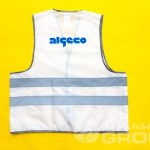 Перенос логотипа «Algeco» на сигнальные жилеты