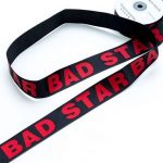 Печать надписи «BAD STAR» на ленте