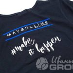 Перенос логотипа и хештега «#make it happen» на футболки