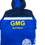 Печать надписи «GMG БелЧайна» на рабочих куртках