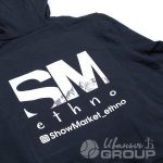 Печать логотип «SM ETHNO» на толстовки
