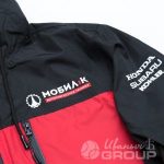 Нанесение логотипа «МОБИЛ К» на куртки