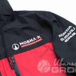 Нанесение логотипа «МОБИЛ К» на куртки
