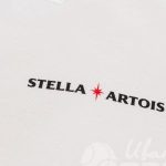Нанесение надписи «Stella Artois» на футболки-поло