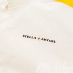 Перенос надписи «Stella Artois» на женские платья