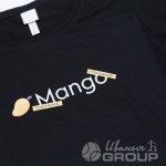 Нанесение надписи «МАНГО» на футболки