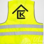 Печать логотипа «ЛСК» на сигнальные жилеты