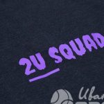 Нанесение текста «2U SQUAd» на футболку