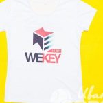 Нанесение логотипа «WEKEY» на футболки