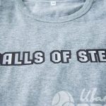 Серые футболки с оригинальными принтами «Чудище» и «Balls of Steel»