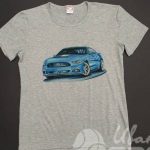 Перенос рисунка синей машины и логотипа «Мустанг» на толстовку