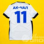 Печать текста «АК-ЧАЛ 11» на спортивных футболках