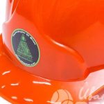 Нанесение логотипа «Technologies of Skies» на пластиковые каски