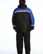 Нанесение логотипов на куртку